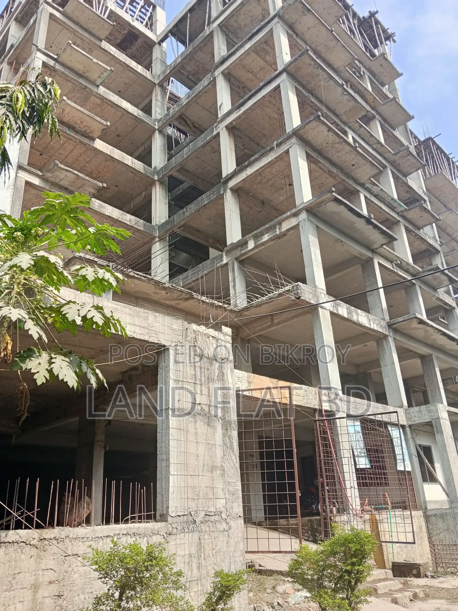 SOUTH FACING FLAT for SALE 1300 SFT ROAD SIDE in Mohammadpur