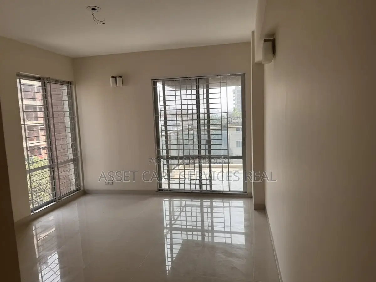 Excellent Apartment Rent in Gulshan -1 Near Lakeside in Gulshan