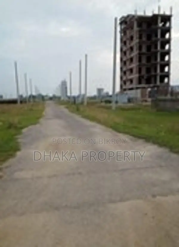 60ft Rd 3 Katha Park View East-Sec17/H in Uttara
