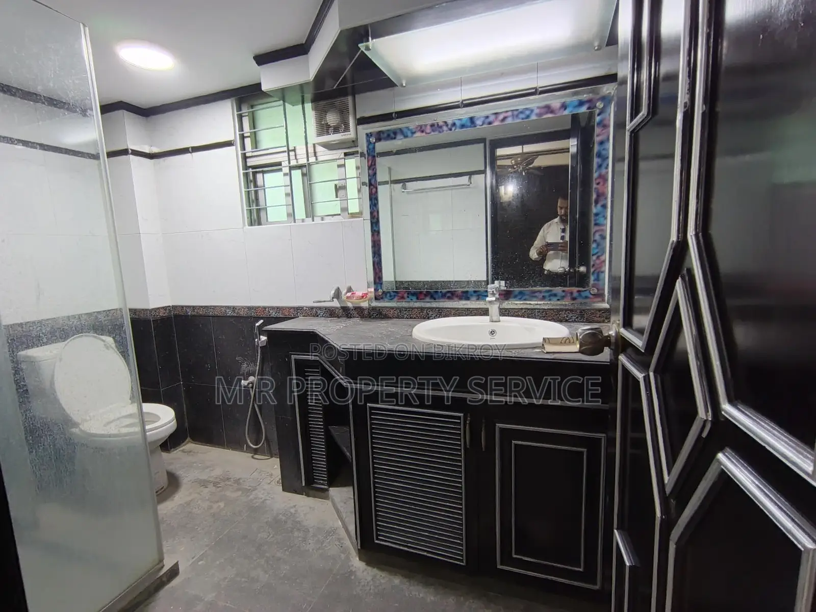 Baridhara Diplomatic Duplex Semi Furnished Apartment Rent in Baridhara