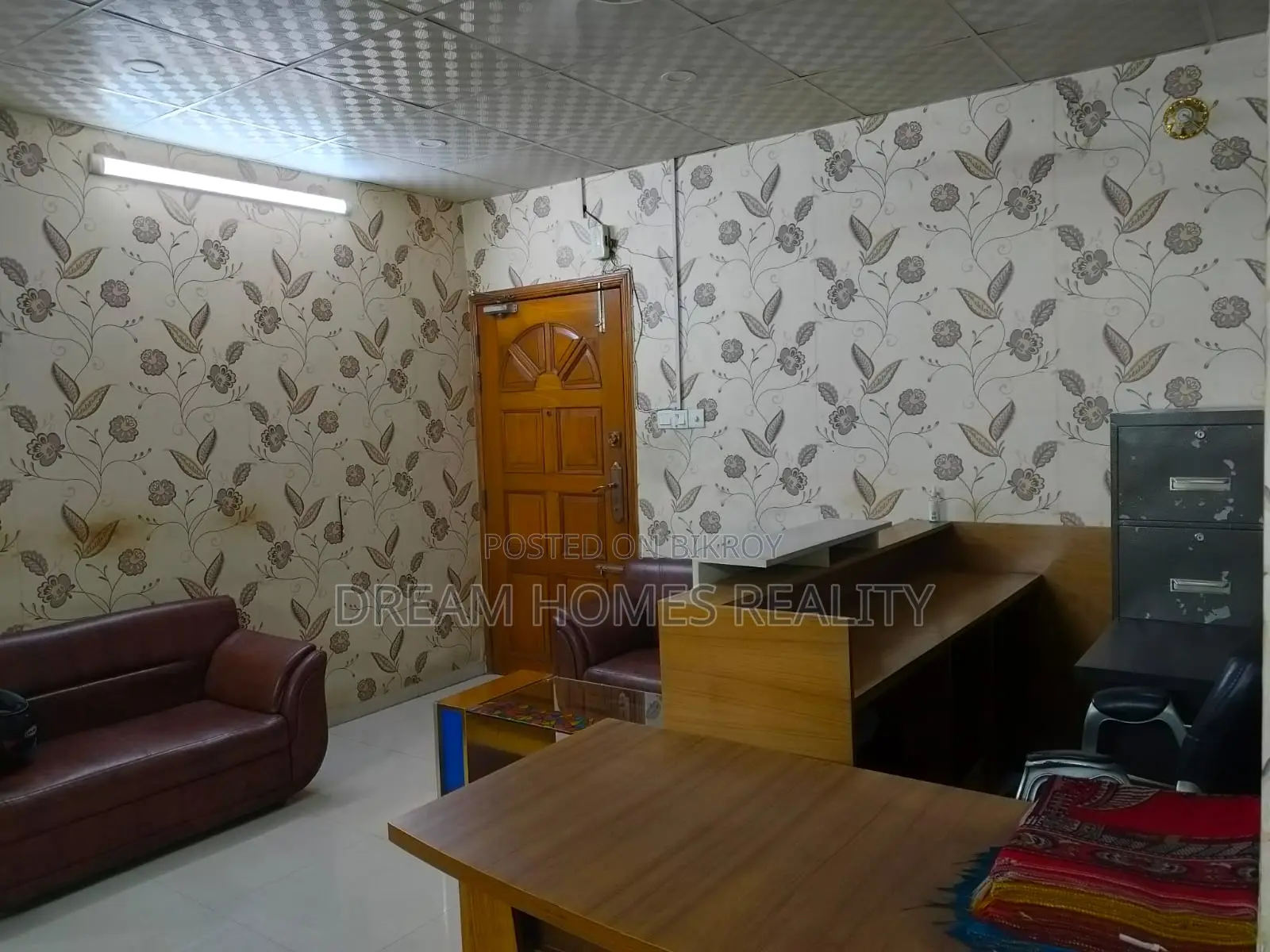 Ready-2137sft Commercial With Residential Flat Sale At Uttara in Uttara