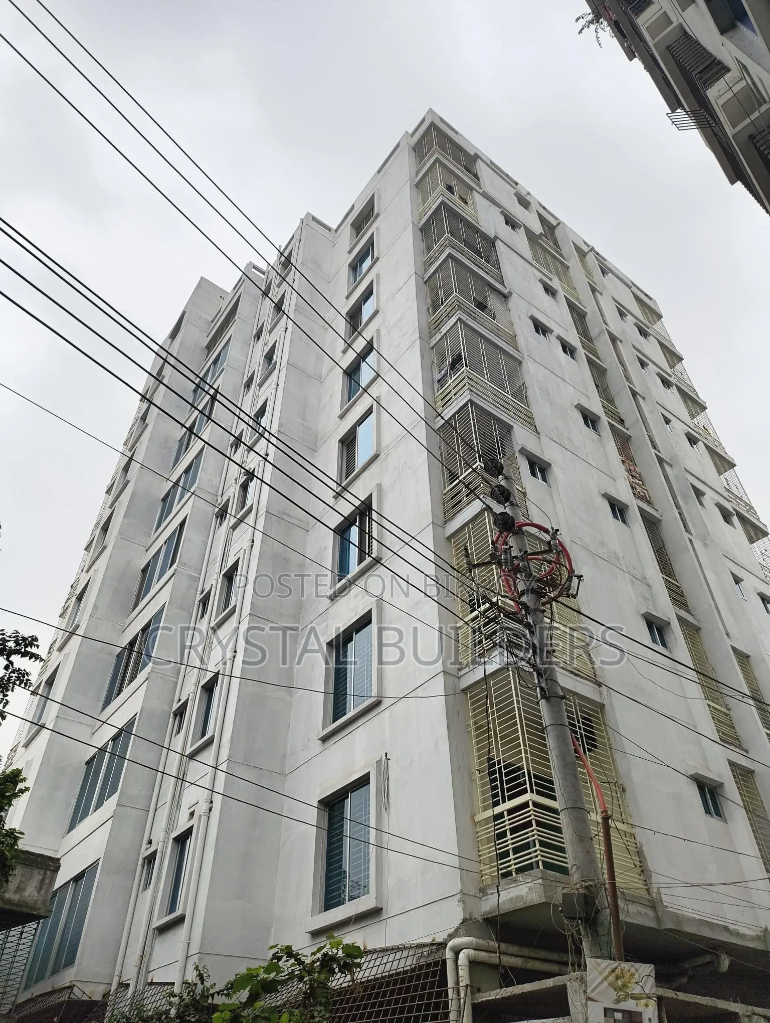 Luxurious ready flats will be sold at a very low price. in Banasree