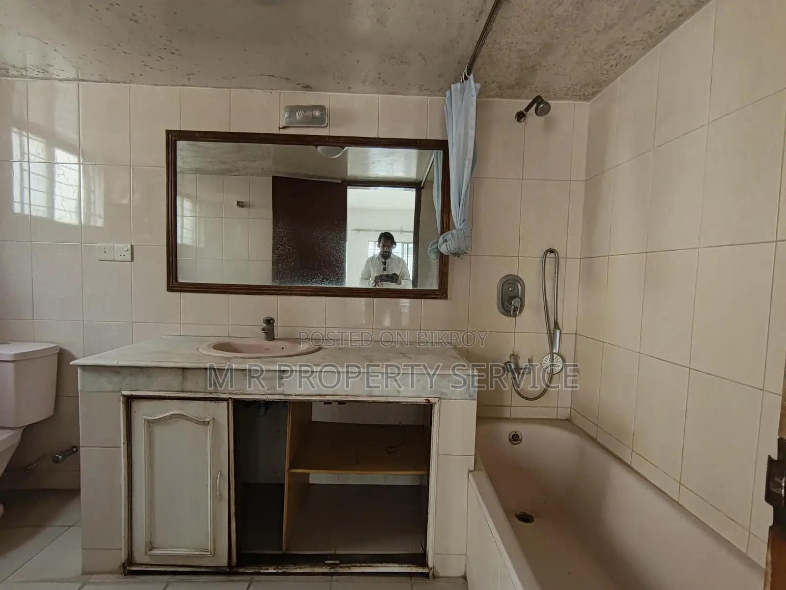 5 Bed Nice Apartment Rent At North Gulshan-2 in Gulshan