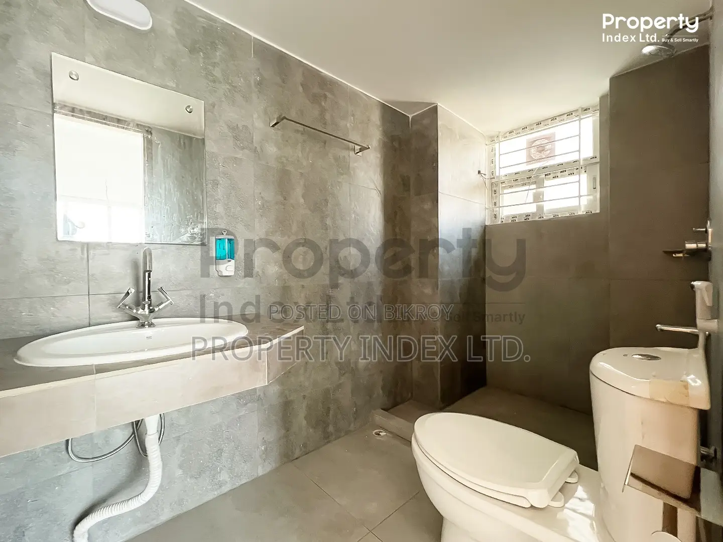 2420 Sqft Apartment for Sale in Bashundhara R/A – K Block in Basundhara