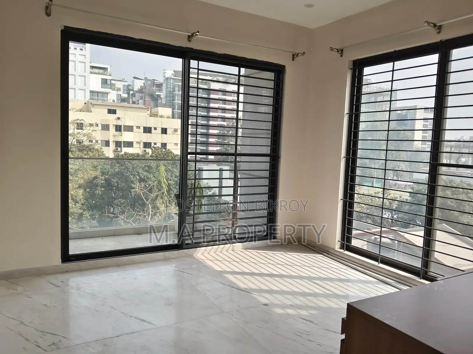 Rent furnished 3-Bedroom 2500sft 2-Carpark in Gulshan