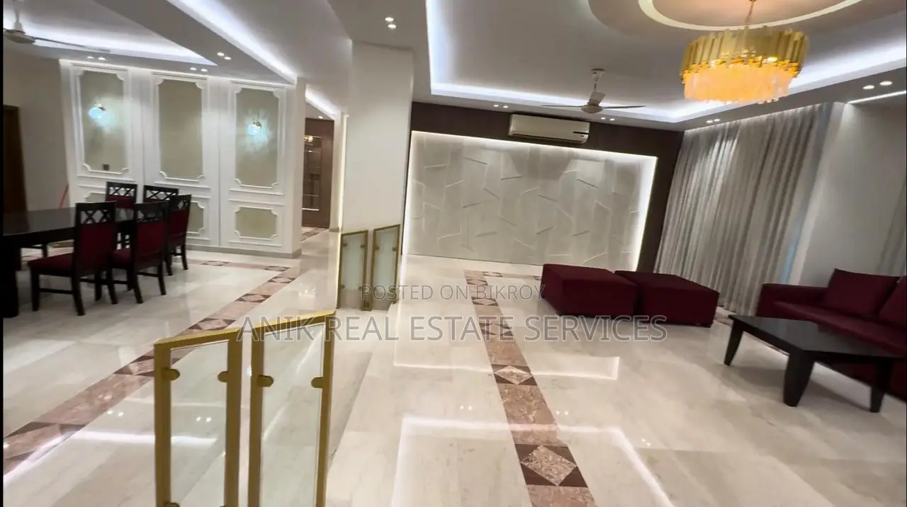 Luxurious Semi Farnised 7000 Sft Flat Rent At Baridhara in Baridhara