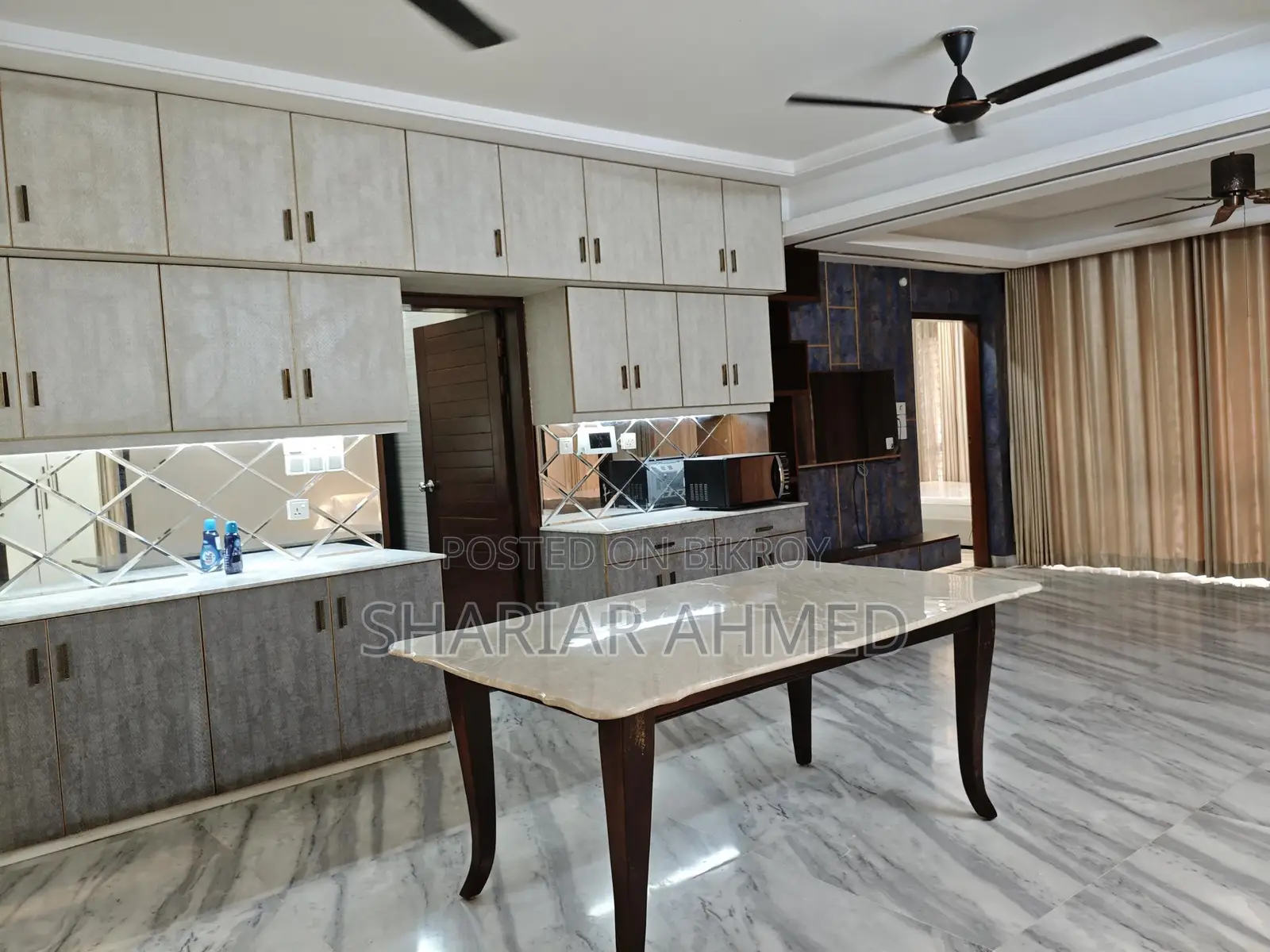 Good Quality 3200Sqft 4Bed Full-Furnished Flat For Rent In North Gulshan in Gulshan