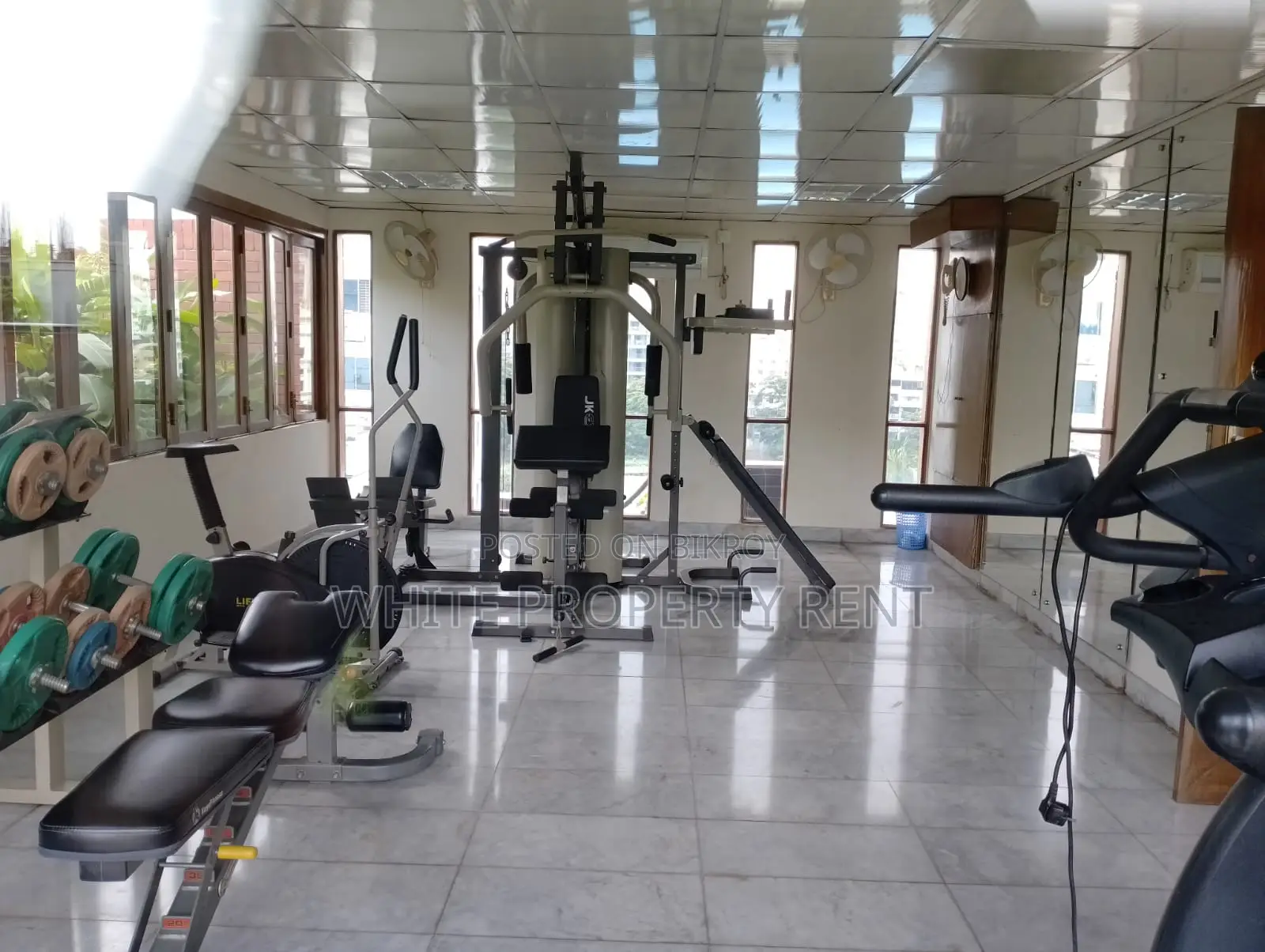 Apartment Rent in Gulshan 2, Road 42 Near Hotel Amari in Dhanmondi