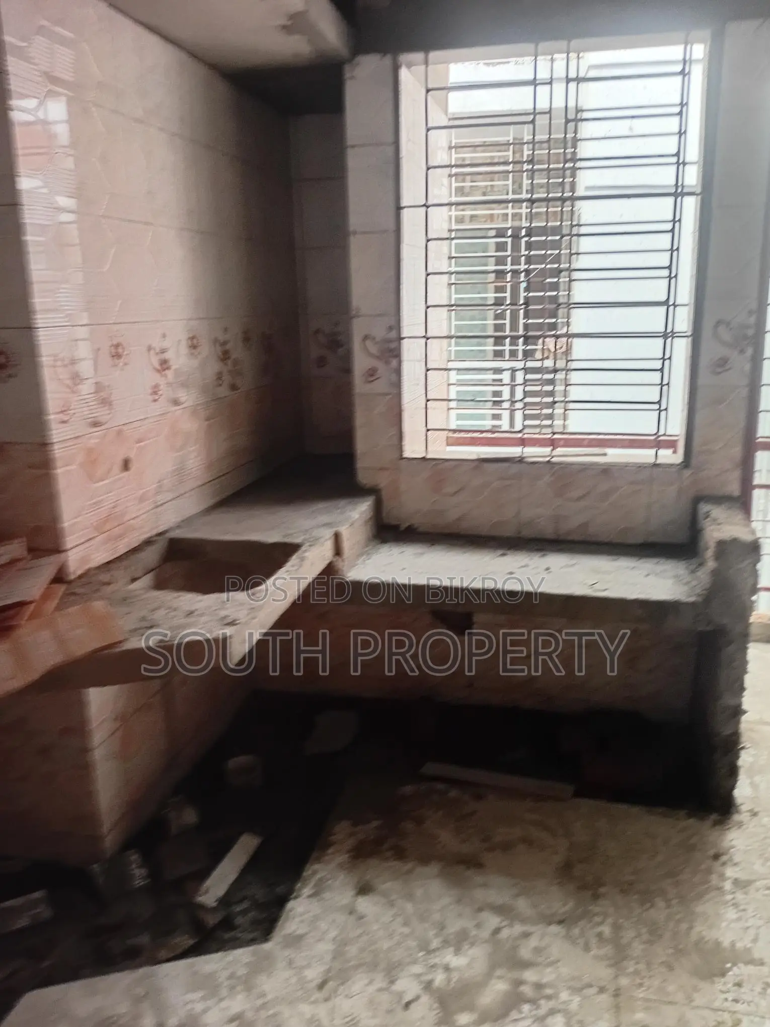 Almost ready 1320 sft flat sale at Reazbagh, Dhaka in Khilgaon