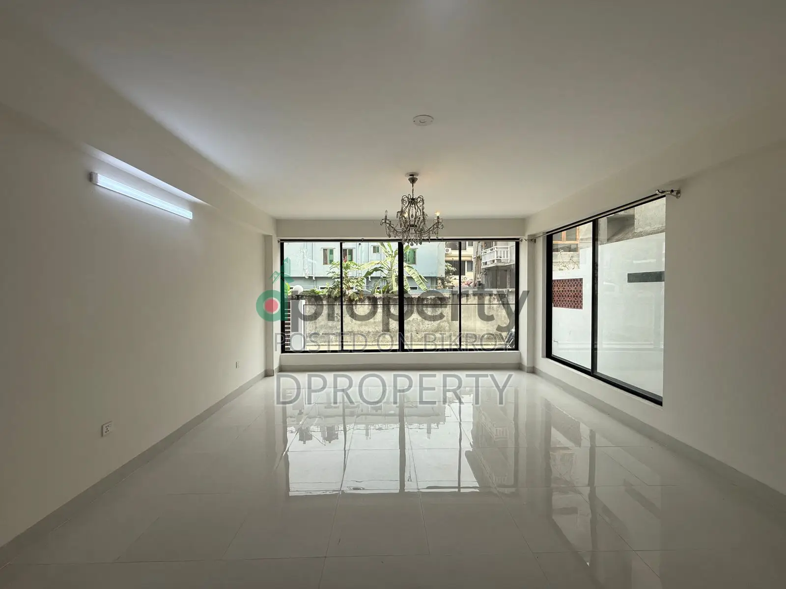 Brand New Luxurious Independent Triplex House Rent at Nikunja in Uttara