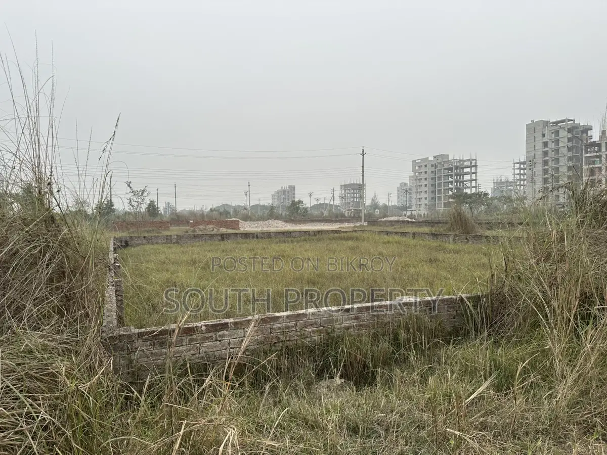 South-facing plot || Block-P 3 katha in Basundhara