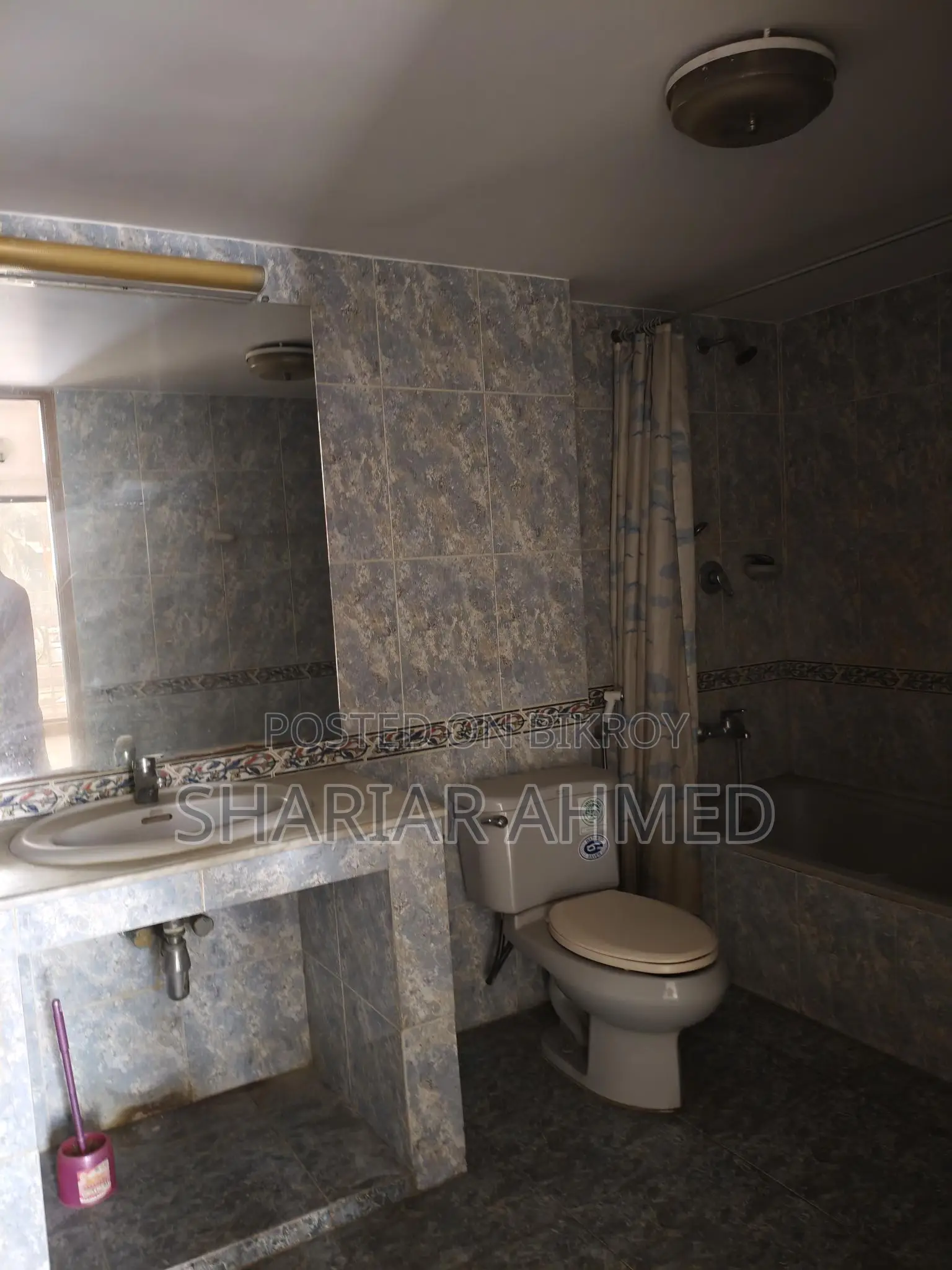 2400 Sqft 3 Bed Un-Furnished Apartment For Rent In Gulshan 2 in Gulshan