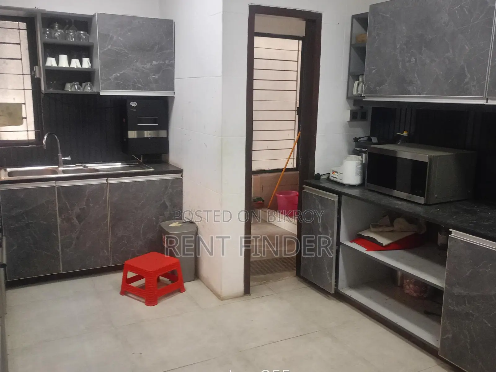LUXURY FULLY FURNISHED APARTMENT in Gulshan