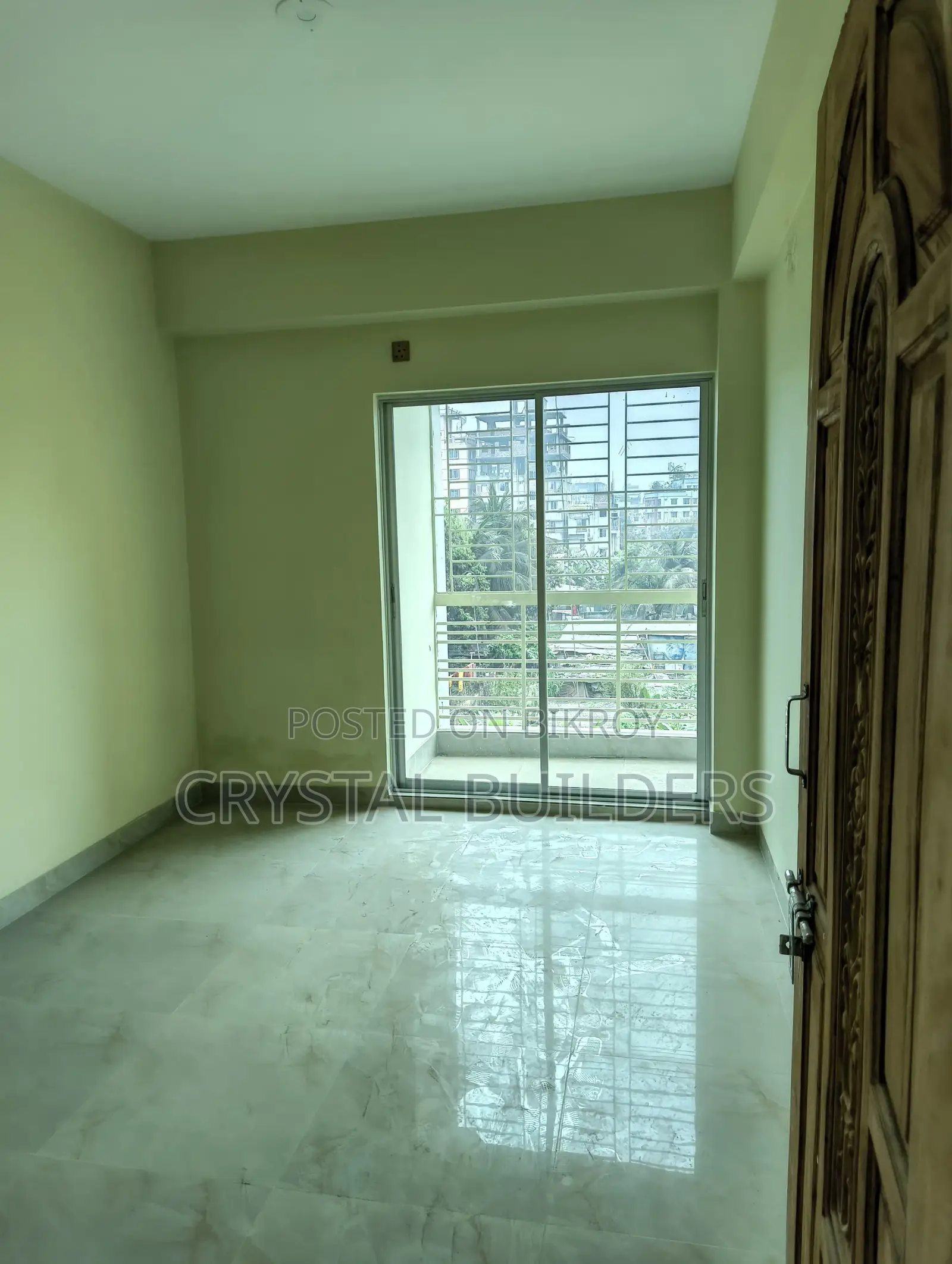 4-bedroom, completely new, ready-to-move-in flat for sale in Banasree in Banasree