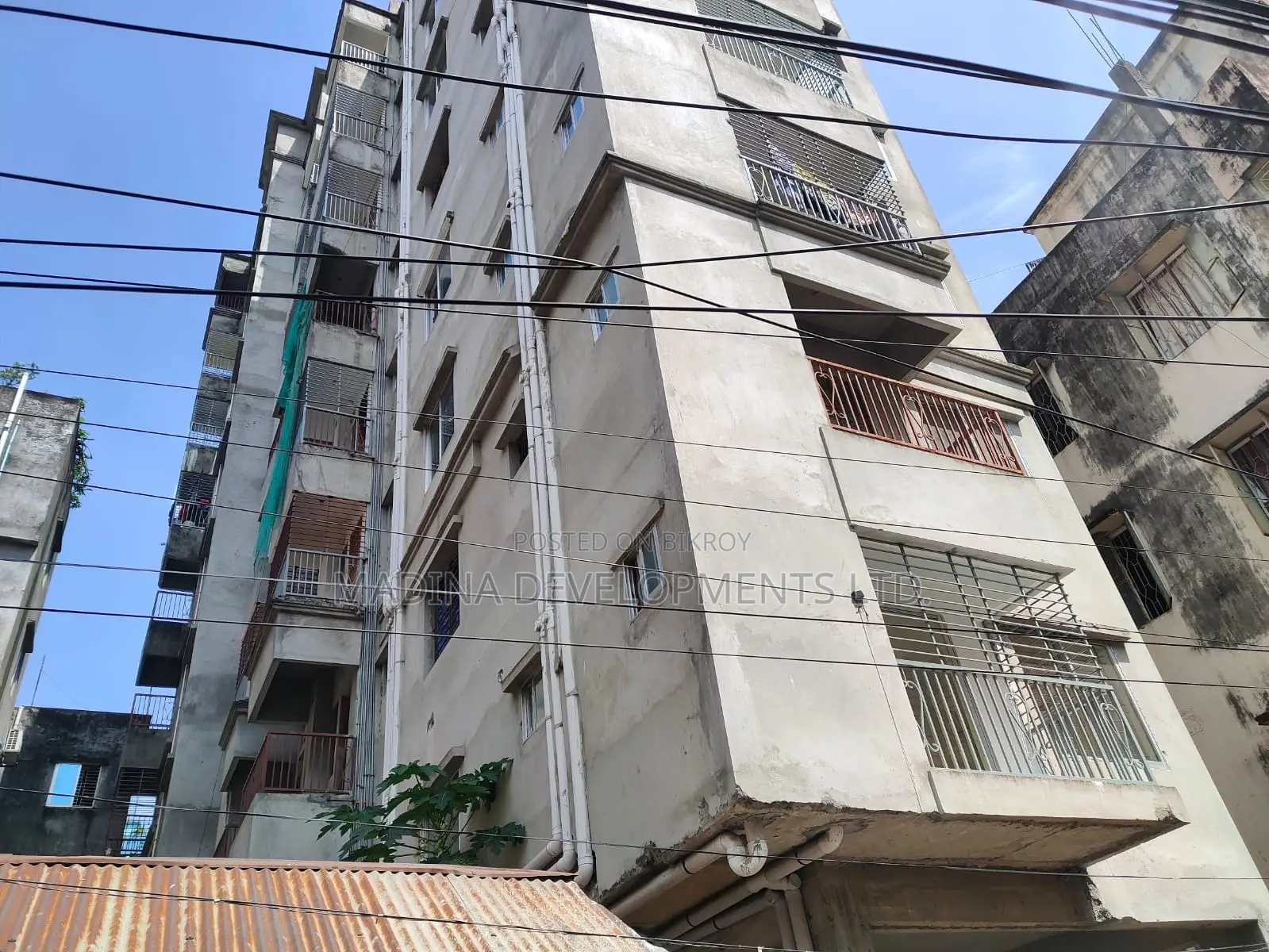 1160 sft Exclusive Ready Flat sale at Malibag in Malibag