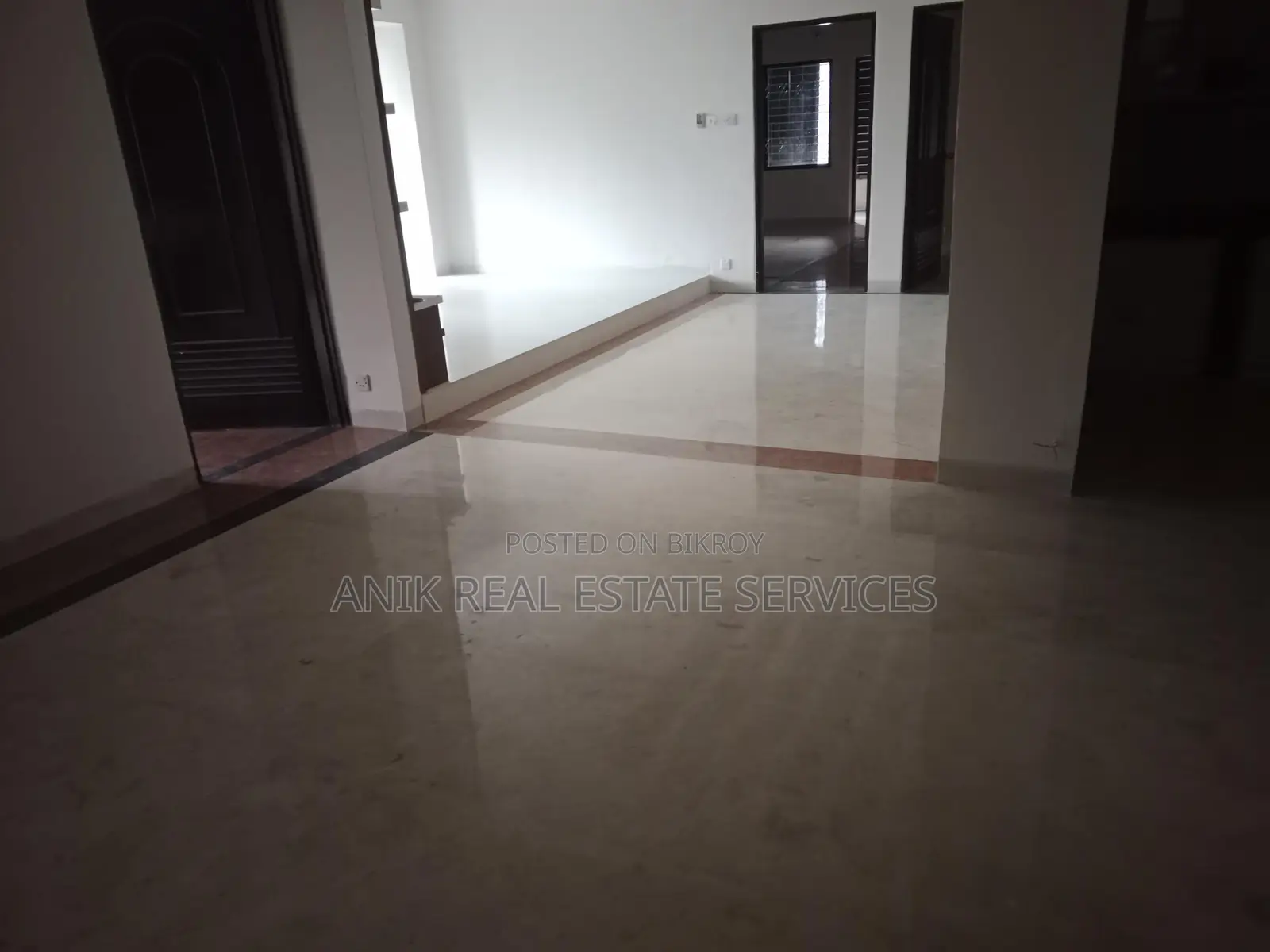 Good Quality 3 Bedroom Un Farnised Flat Rent At Gulshan 2 in Gulshan