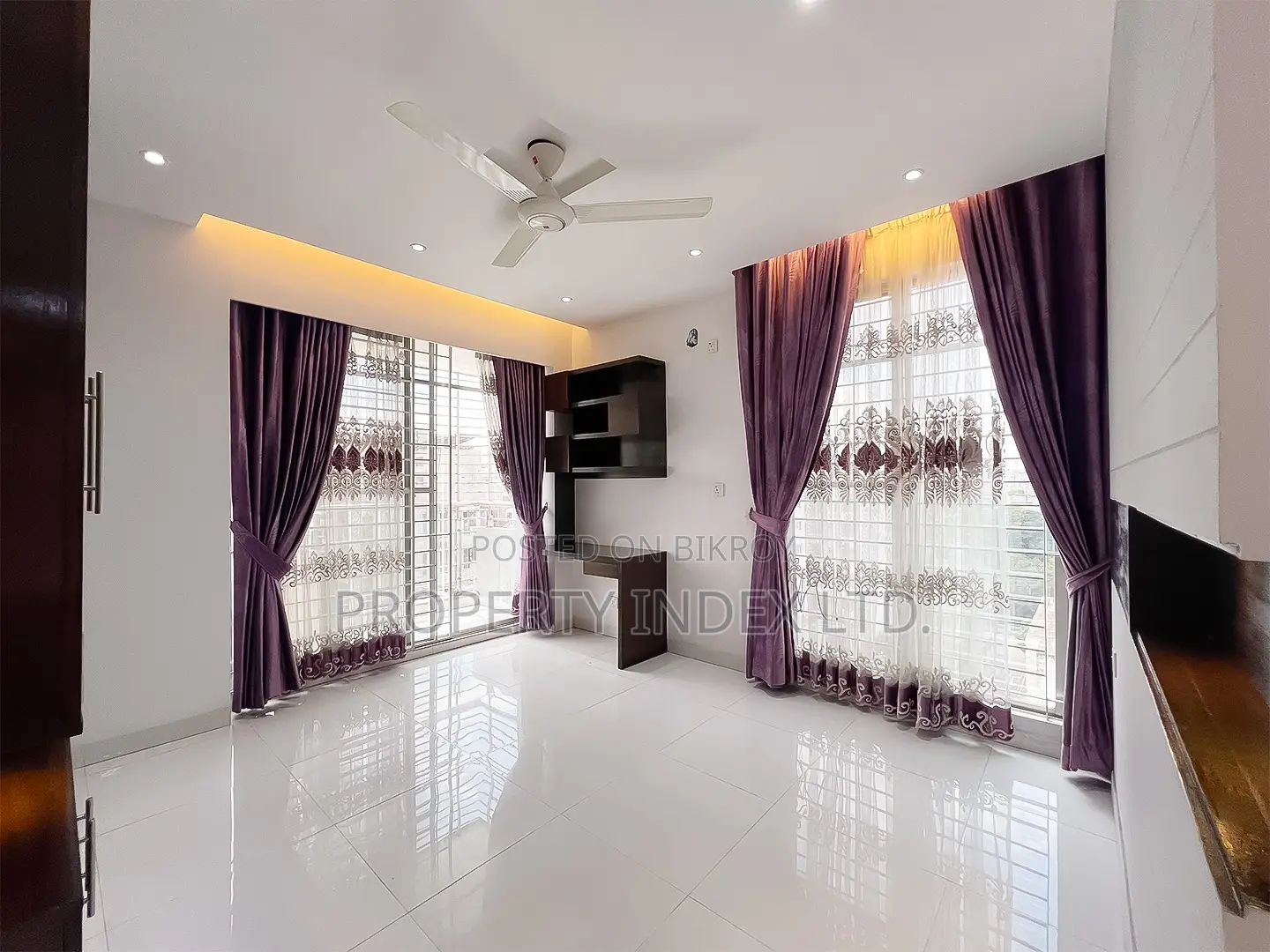 2530 Sqft Corner Luxury Apartment for Sale – Sector 7 in Basundhara