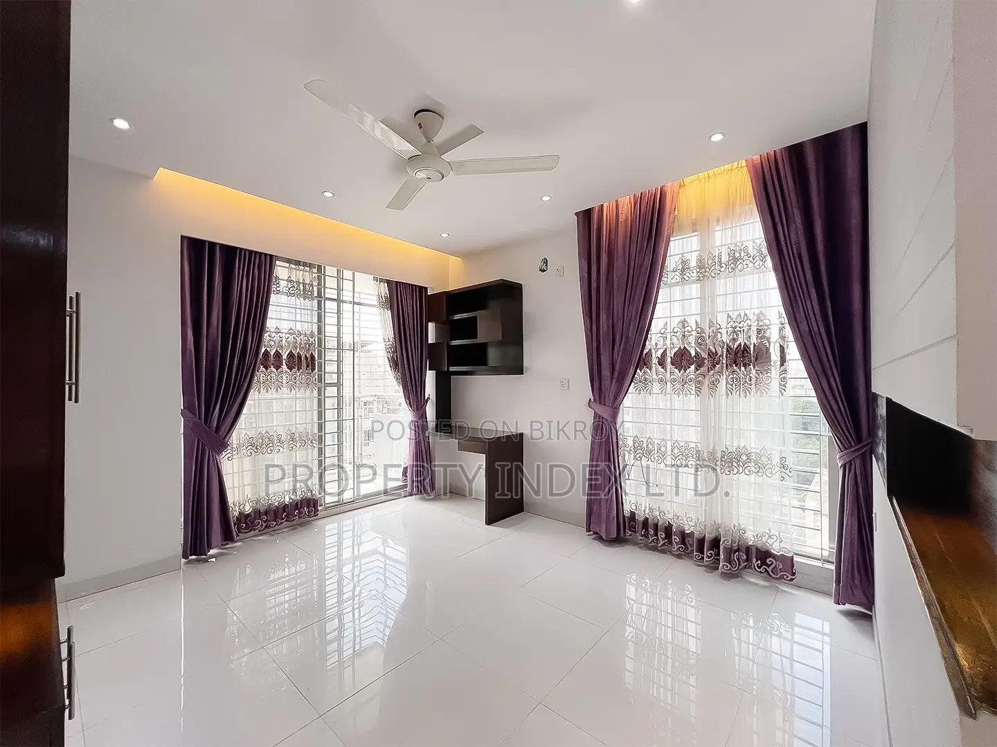 2530 Sqft Corner Luxury Apartment for Sale – Sector 7 in Basundhara