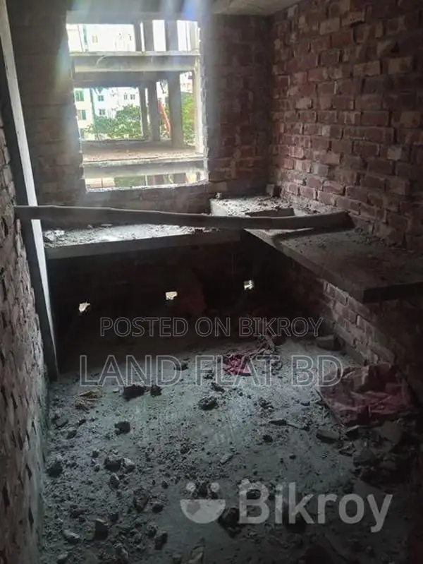 1060 SFT @ FUTURE TOWN READY FLAT SALE NORTH FACING. in Mohammadpur