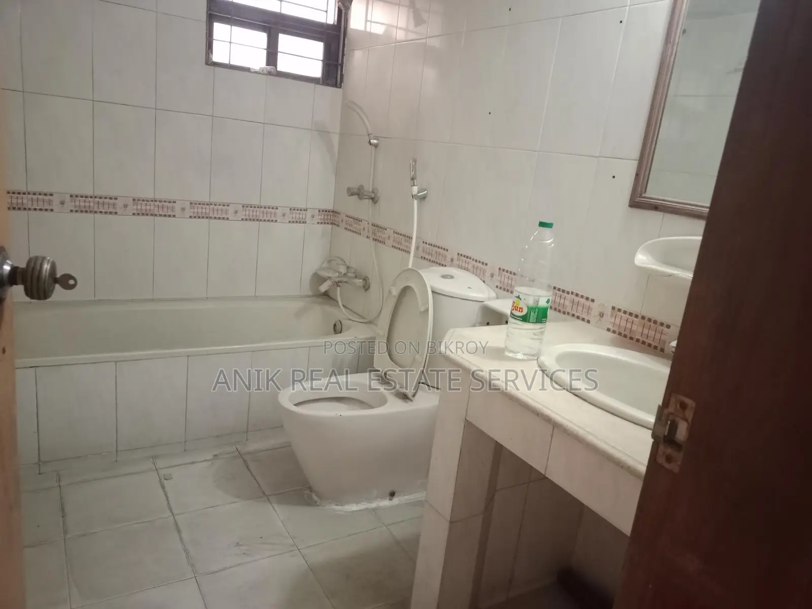 Good Quality 3 Bedroom Un Farnised Flat Rent At Gulshan in Gulshan