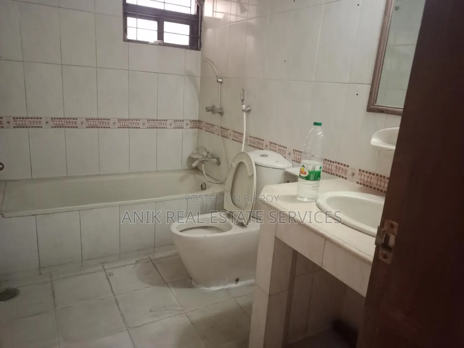 Good Quality 3 Bedroom Un Farnised Flat Rent At Gulshan in Gulshan