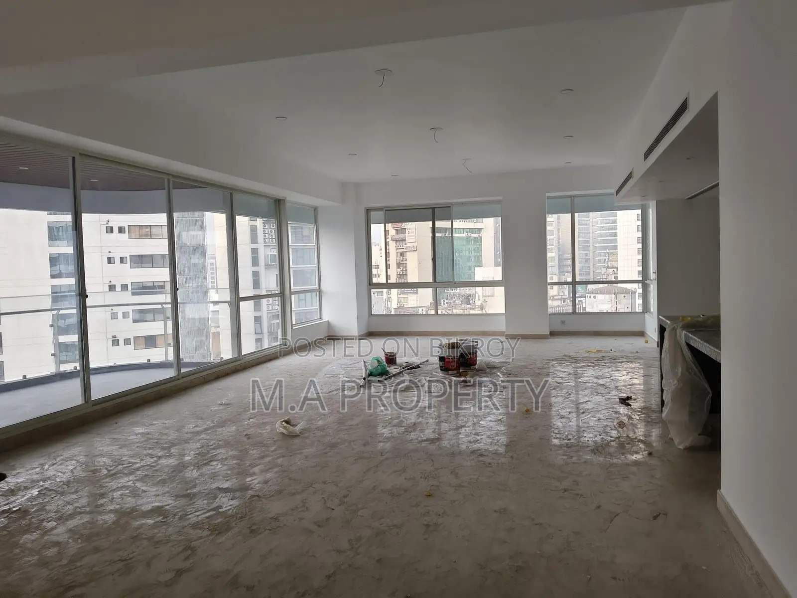 Rent New Luxurious Decorated 4-Bed, 7500sqft, 2-Carpark in Gulshan