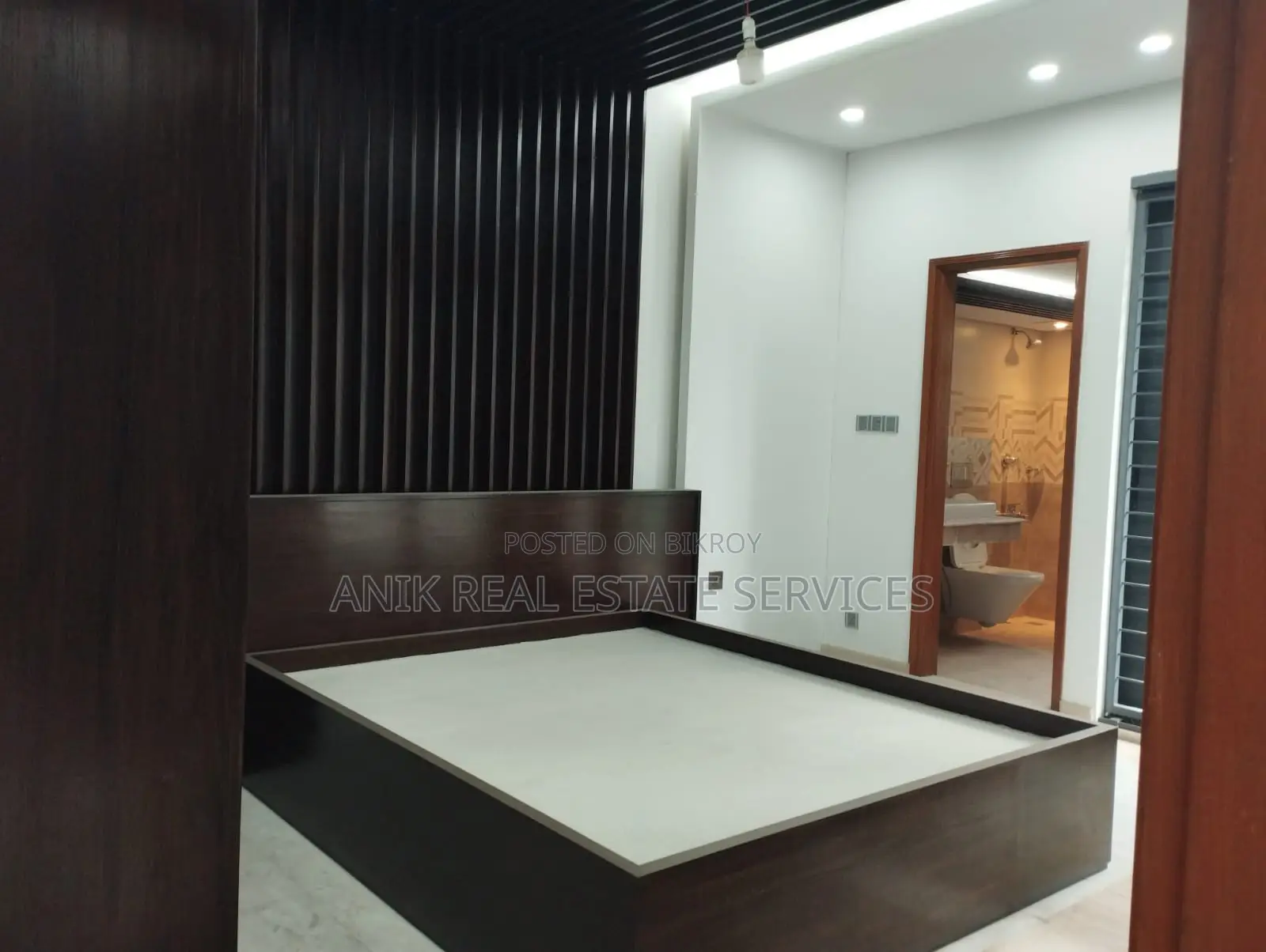 Good Quality 3 Bedroom Unfurnished Flat Rent At Gulshan 1 in Gulshan