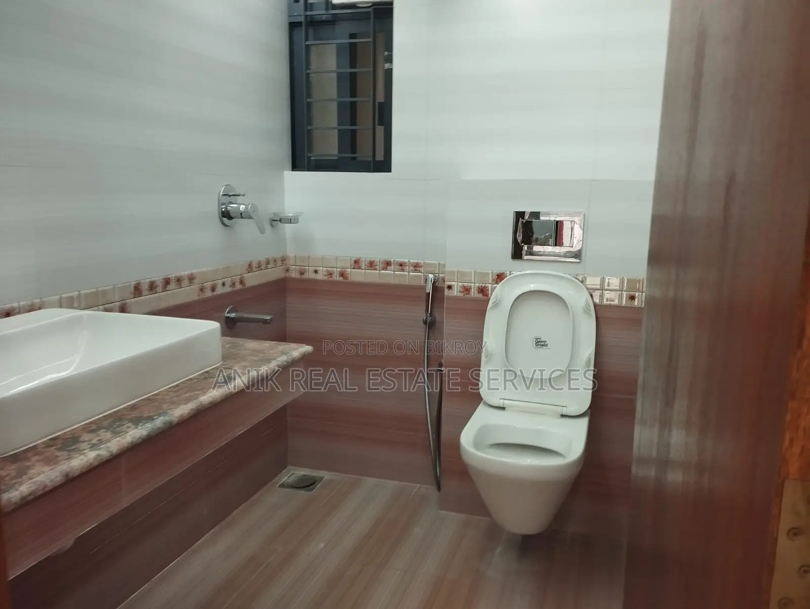 Good Quality 3 Bedroom Unfurnished Flat Rent At Gulshan 1 in Gulshan