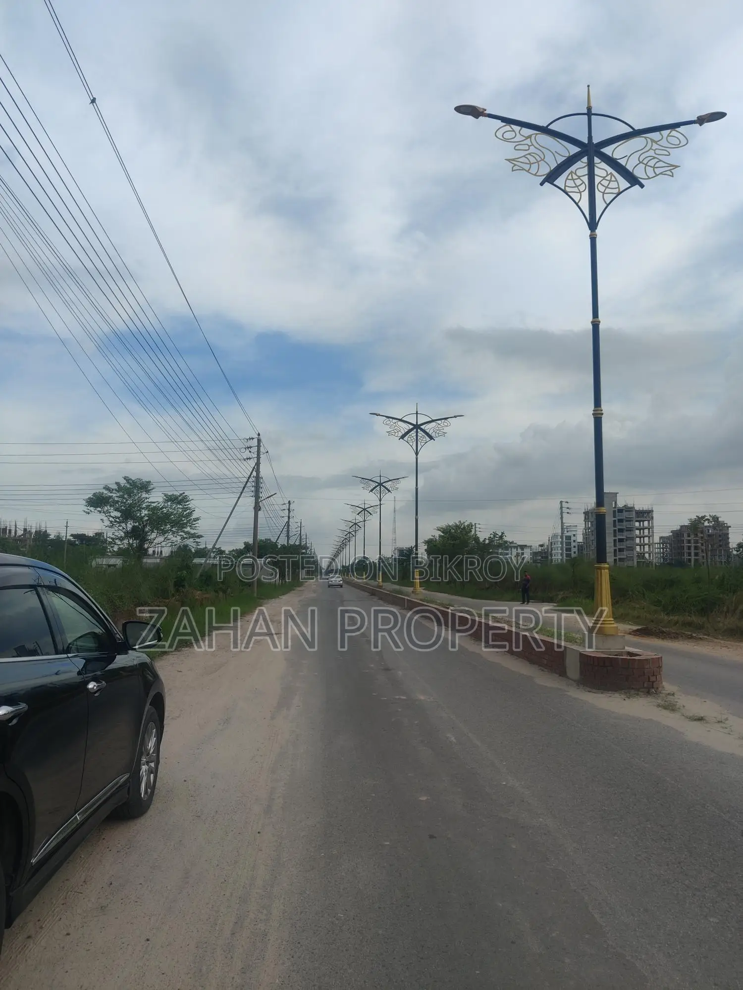 Bashundhara M Block 05 Katha Plot for Sale.. Near 200 ft Road.. in Basundhara