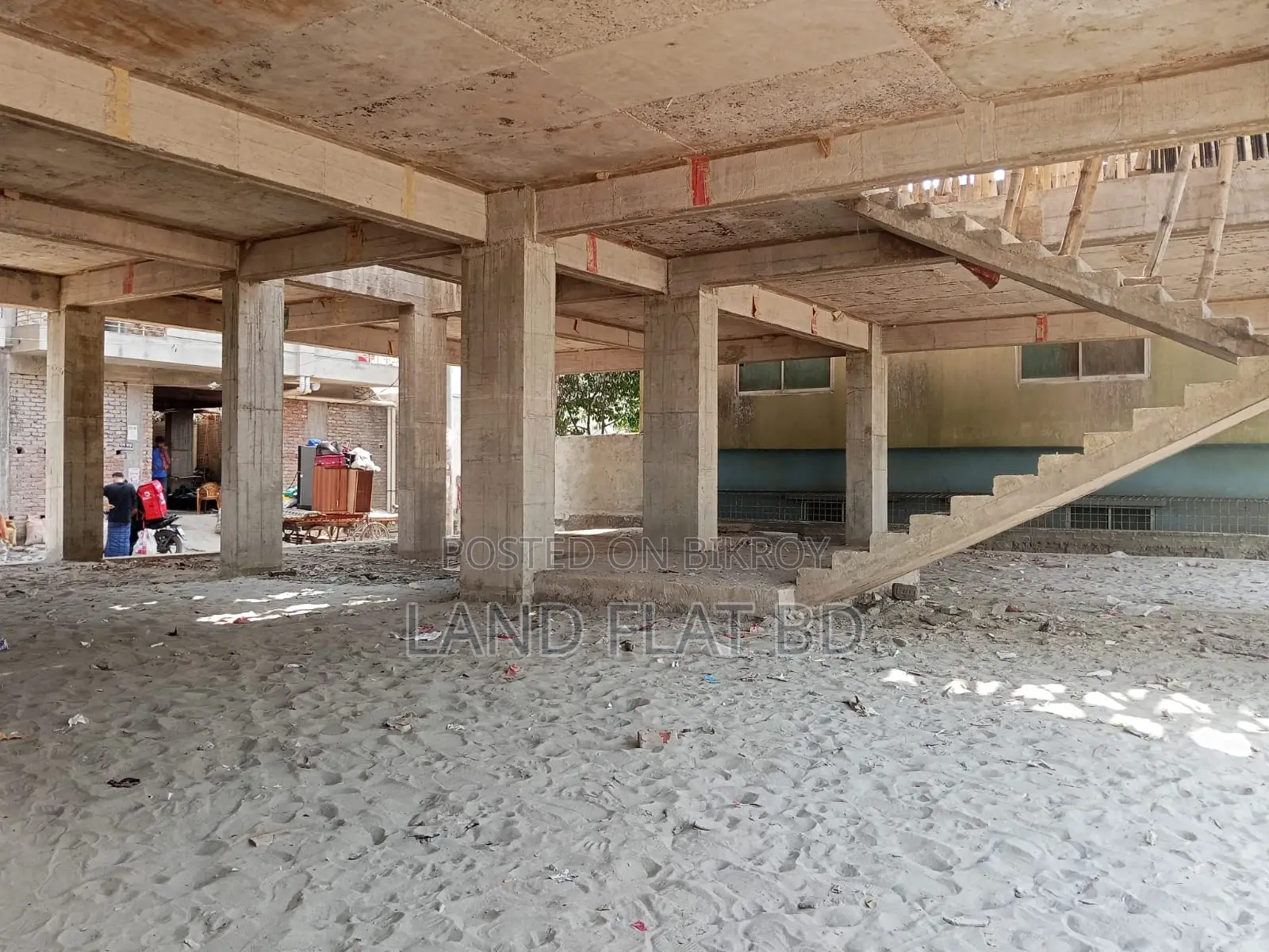 1600 SFT Flat for Sale in Nabinagar Housing's Beautiful Natural Environment in Mohammadpur