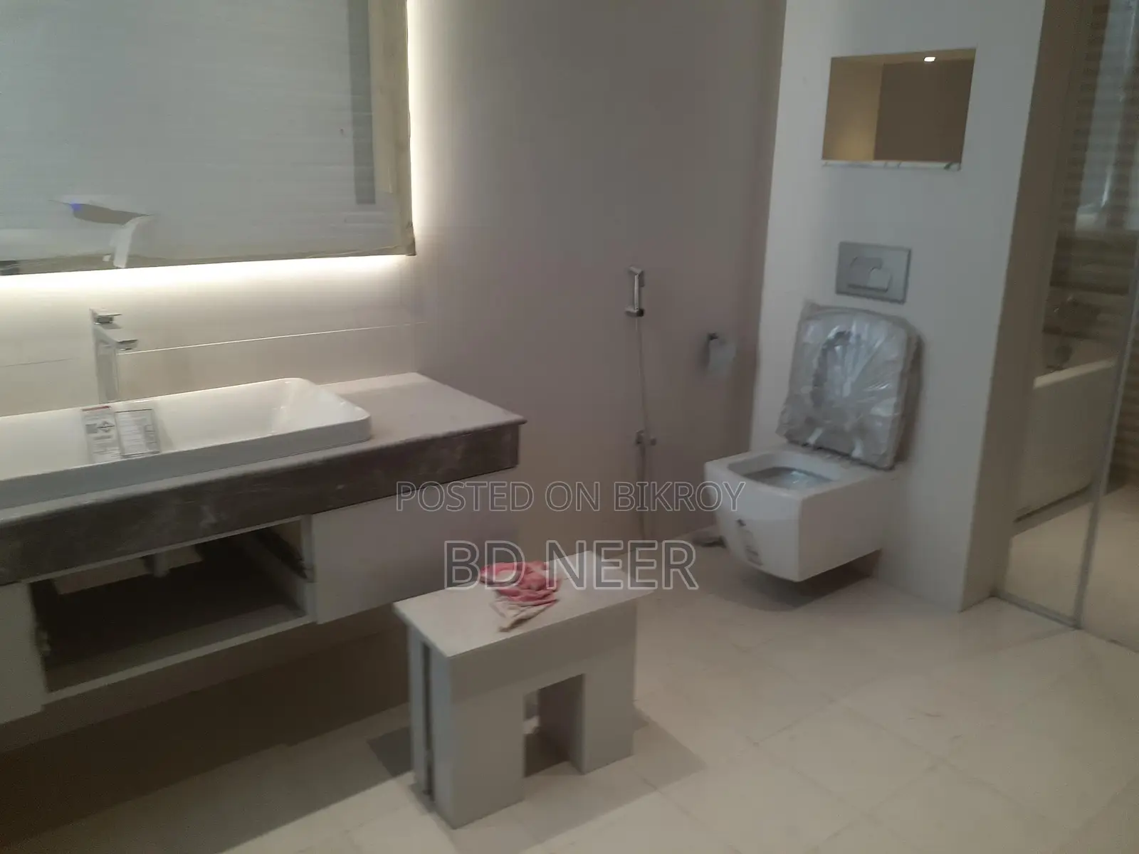 New Luxury 4 Bedroom Flat Rent in Gulshan-2 in Gulshan