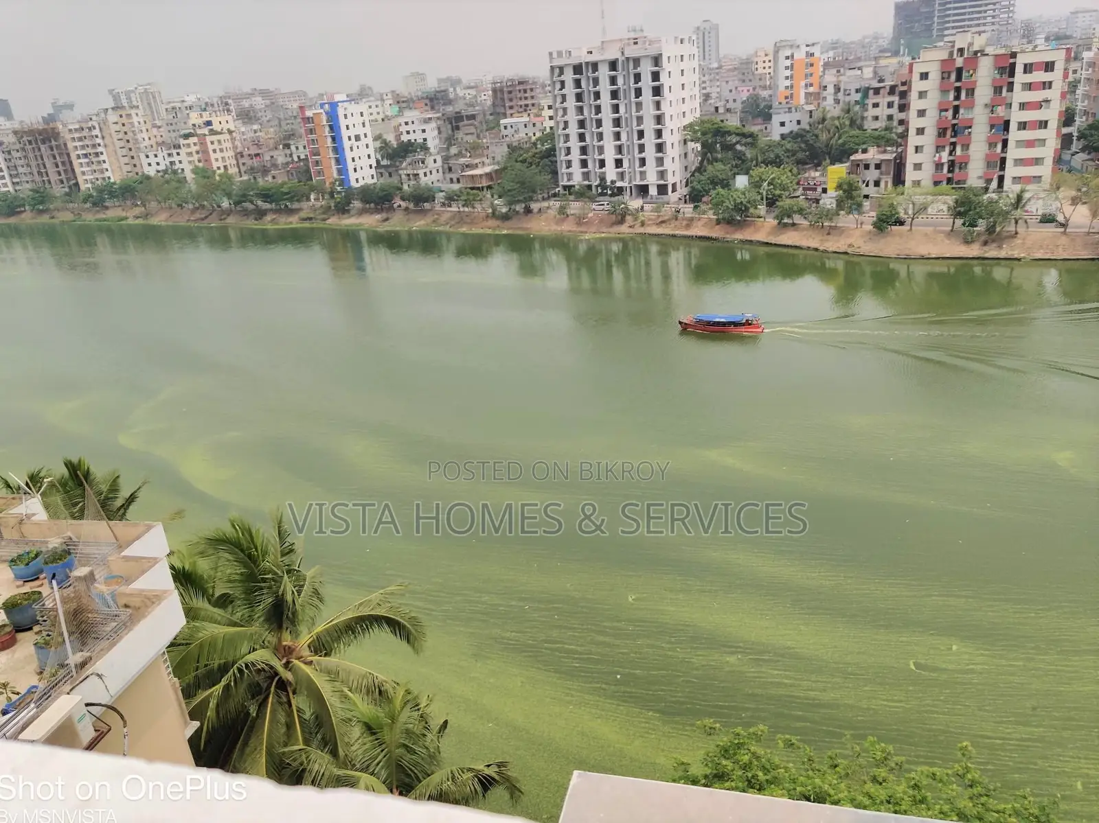 Luxury Fully Furnished 3 Bed Lakeside Apt for Rent in Gulshan-1 in Gulshan