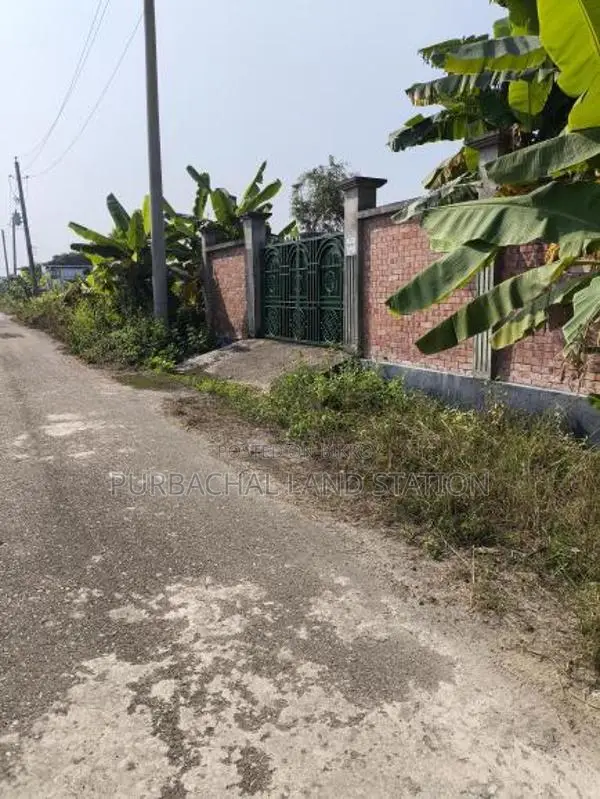 South-west corner, Field view 5 katha plot urgent sale, Sector: 25, Purbachal in Purbachal