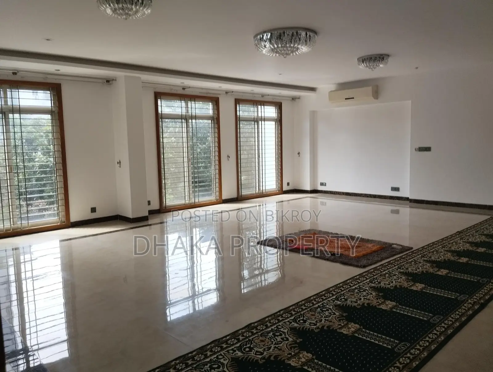 LUXURIOUS 5900 SFT 4/5 BED SAMIFURNISHED FLAT RENT IN GULSHAN 2 in Gulshan