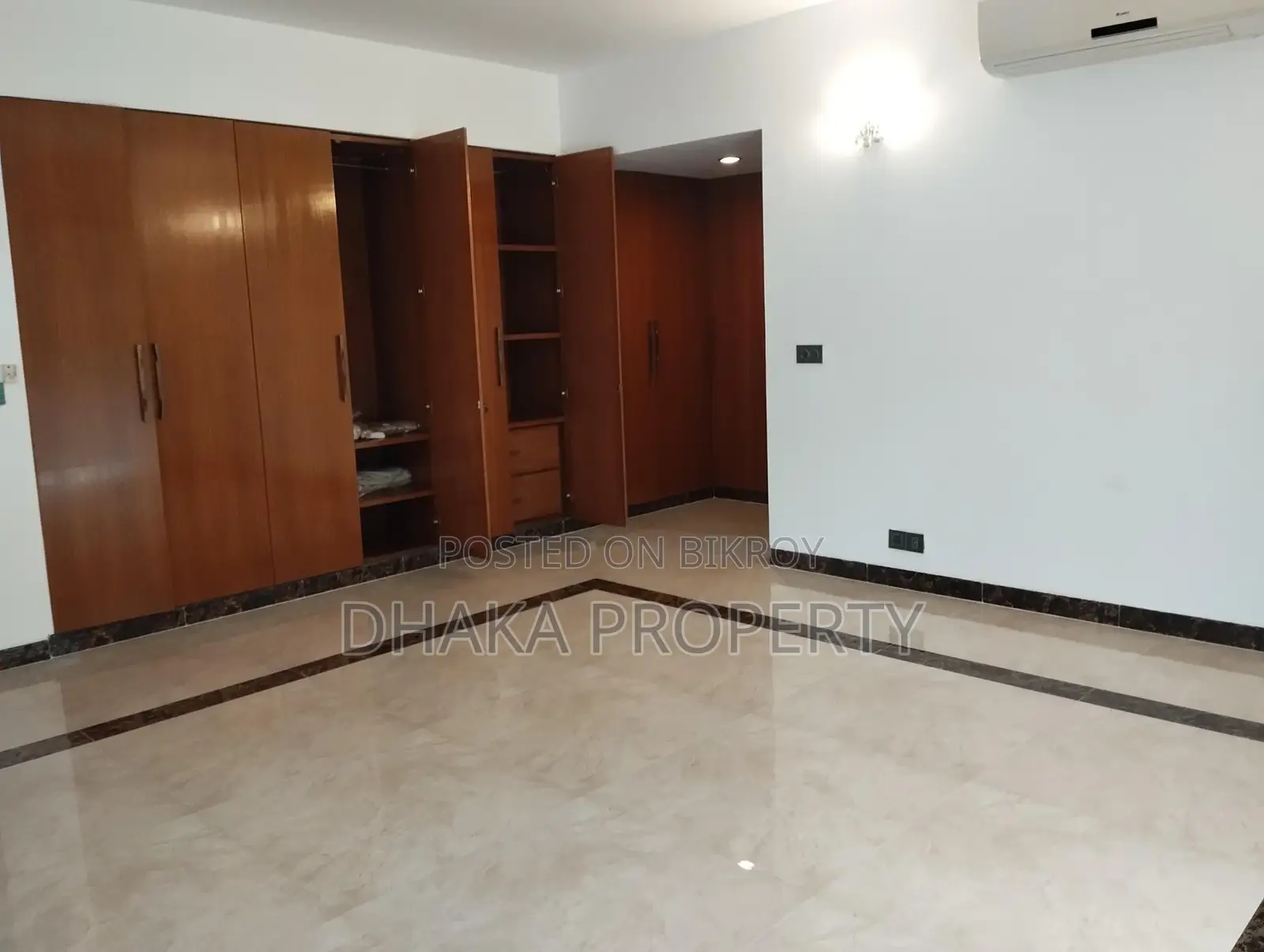 LUXURIOUS 5900 SFT 4/5 BED SAMIFURNISHED FLAT RENT IN GULSHAN 2 in Gulshan