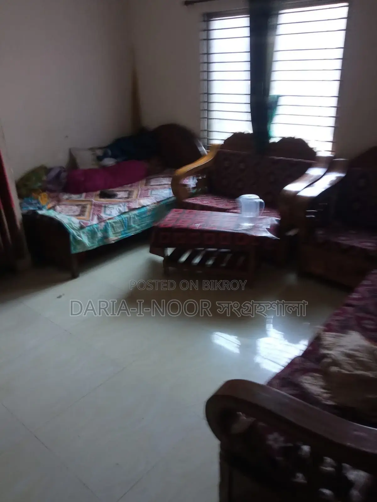 1025 SFT Ready Flat for Sale on 2nd Floor in Jurain in Jatrabari