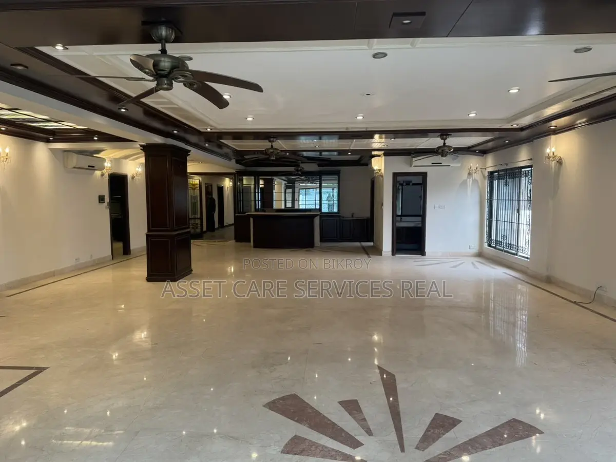Exclusive Residential complex North Gulshan-2 in Gulshan