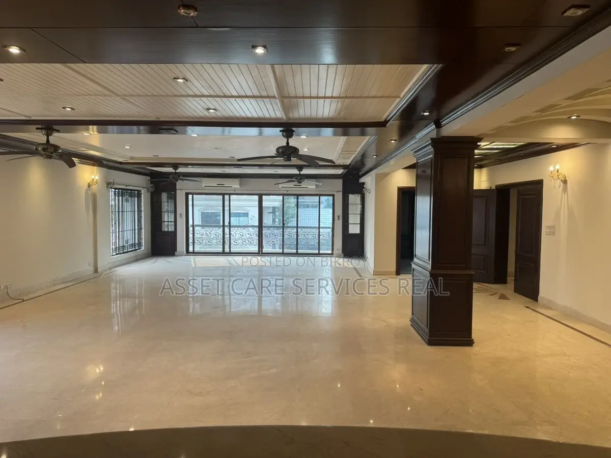 Exclusive Residential complex North Gulshan-2 in Gulshan