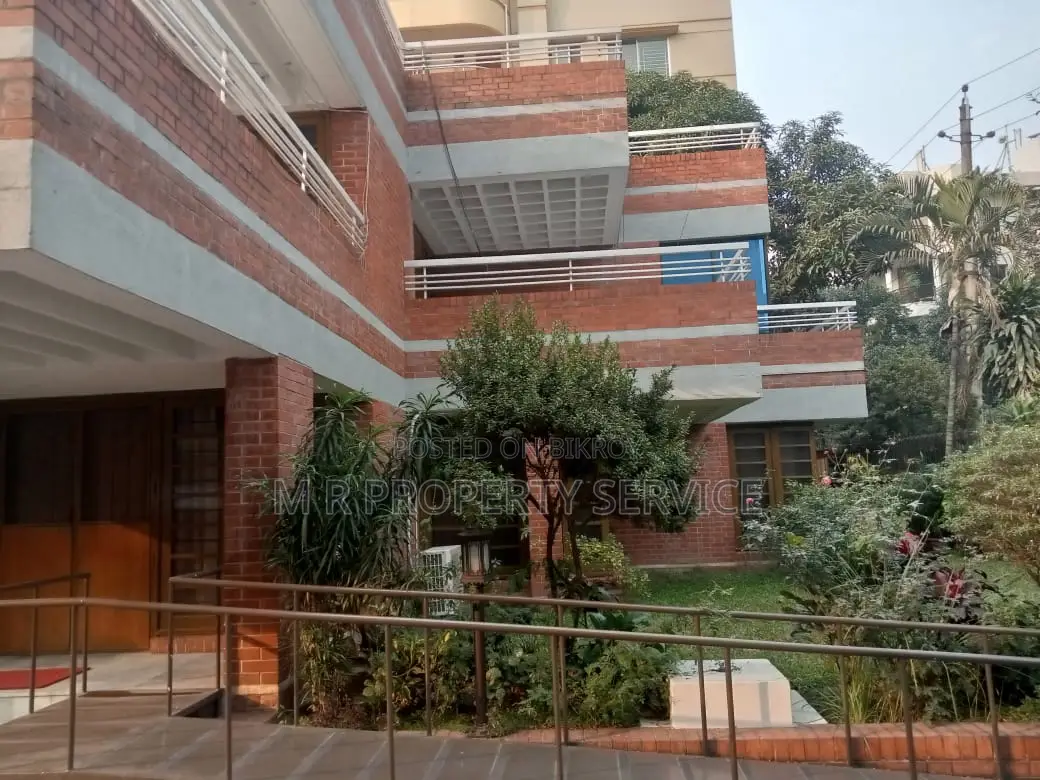 North Gulshan Fully Exclusive House Rent in Gulshan