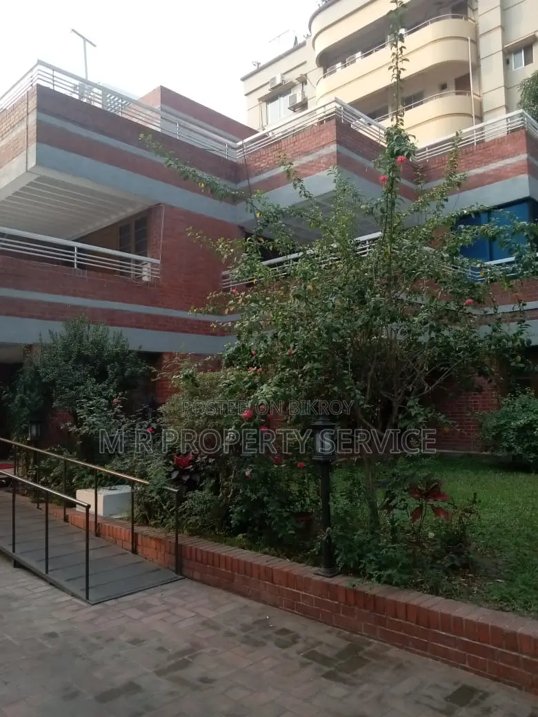 North Gulshan Fully Exclusive House Rent in Gulshan