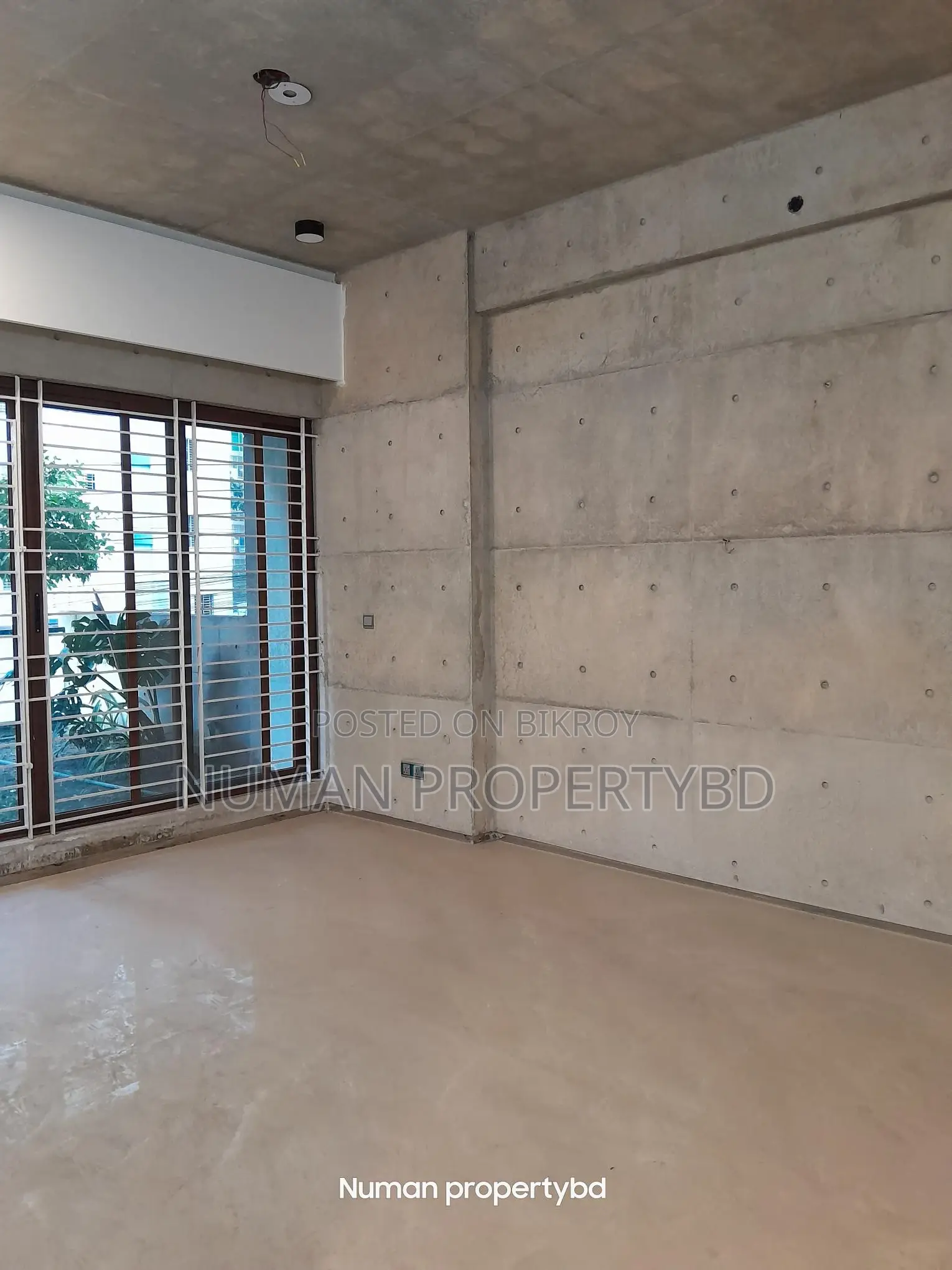 2500sq New Luxury Semi-Furnished Flat for Rent in Basundhara