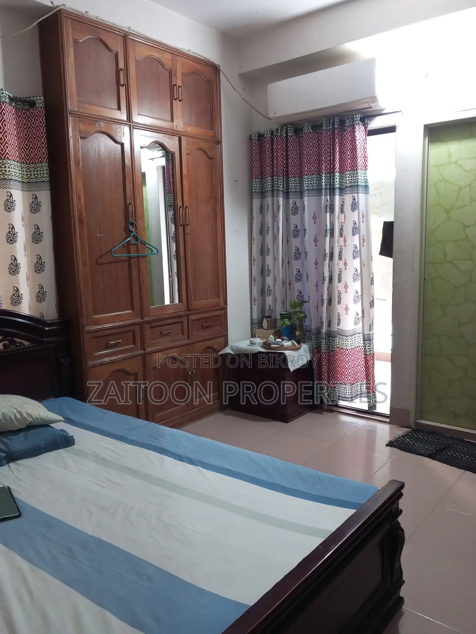 Attractive Corner Flat with 4 Balconies for Sale in Mohammadpur
