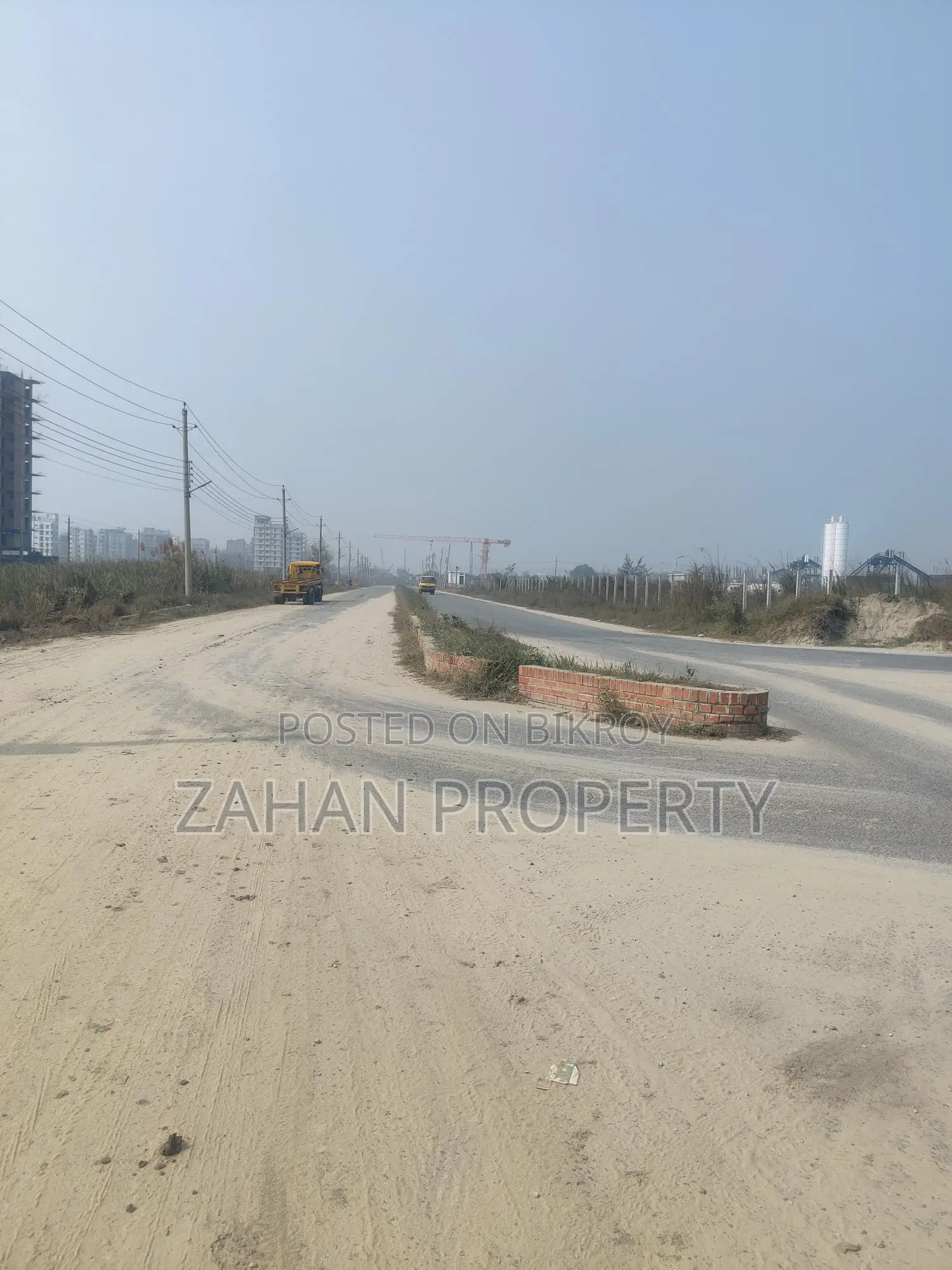 Bashundhara M Block 10 Katha South-Facing Plot for Sale in Basundhara