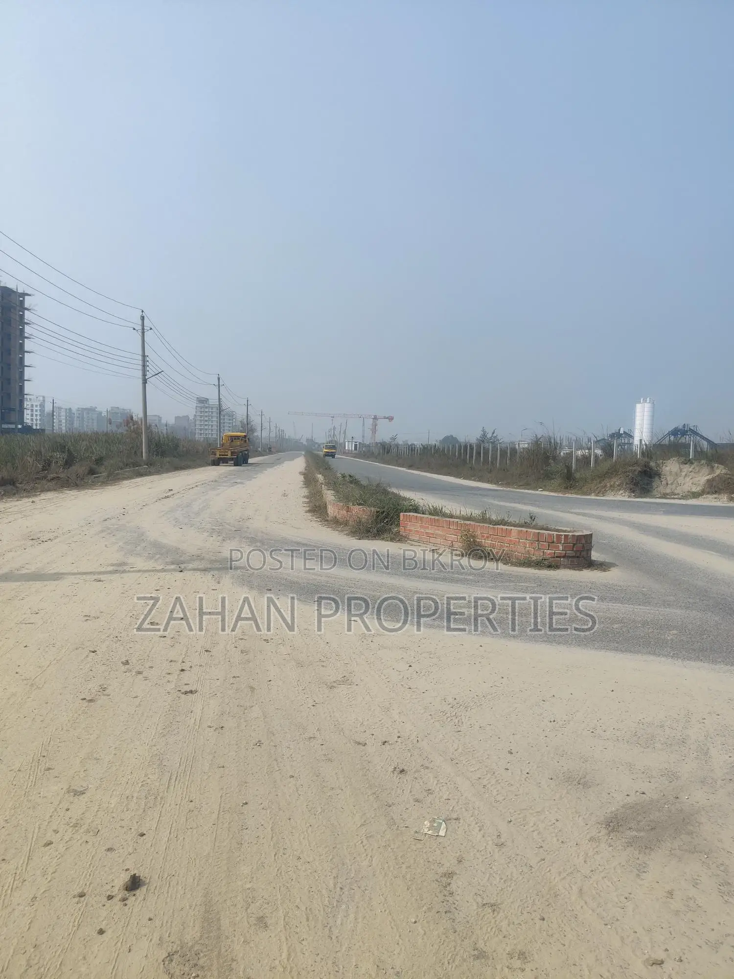 Bashundhara M Block 10 Katha South-Facing Plot for Sale in Basundhara
