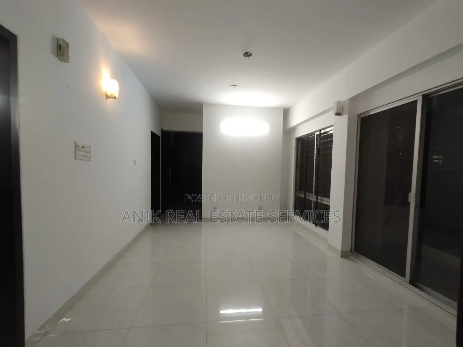 Good Quality 3 Bedroom Unfurnished Flat Rent At Gulshan 1 in Gulshan