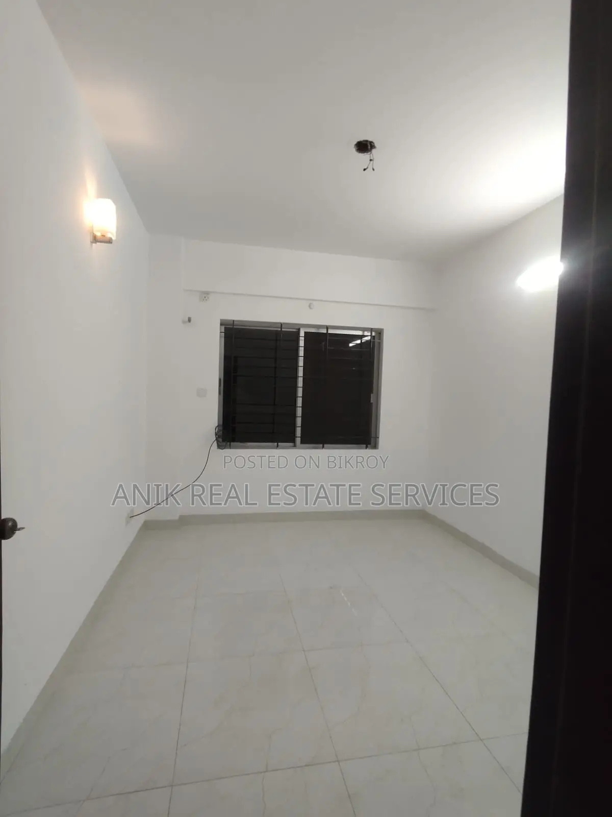 Good Quality 3 Bedroom Unfurnished Flat Rent At Gulshan 1 in Gulshan