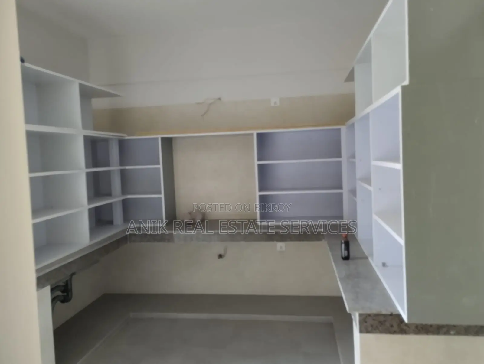 New Good Quality 3 Bedroom Un Farnised Flat Rent At Banani North in Banani