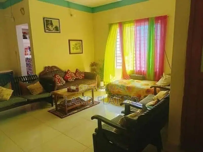 South-Facing 1300 SFT Flat with Decoration and Loan Facilities in Mohammadpur