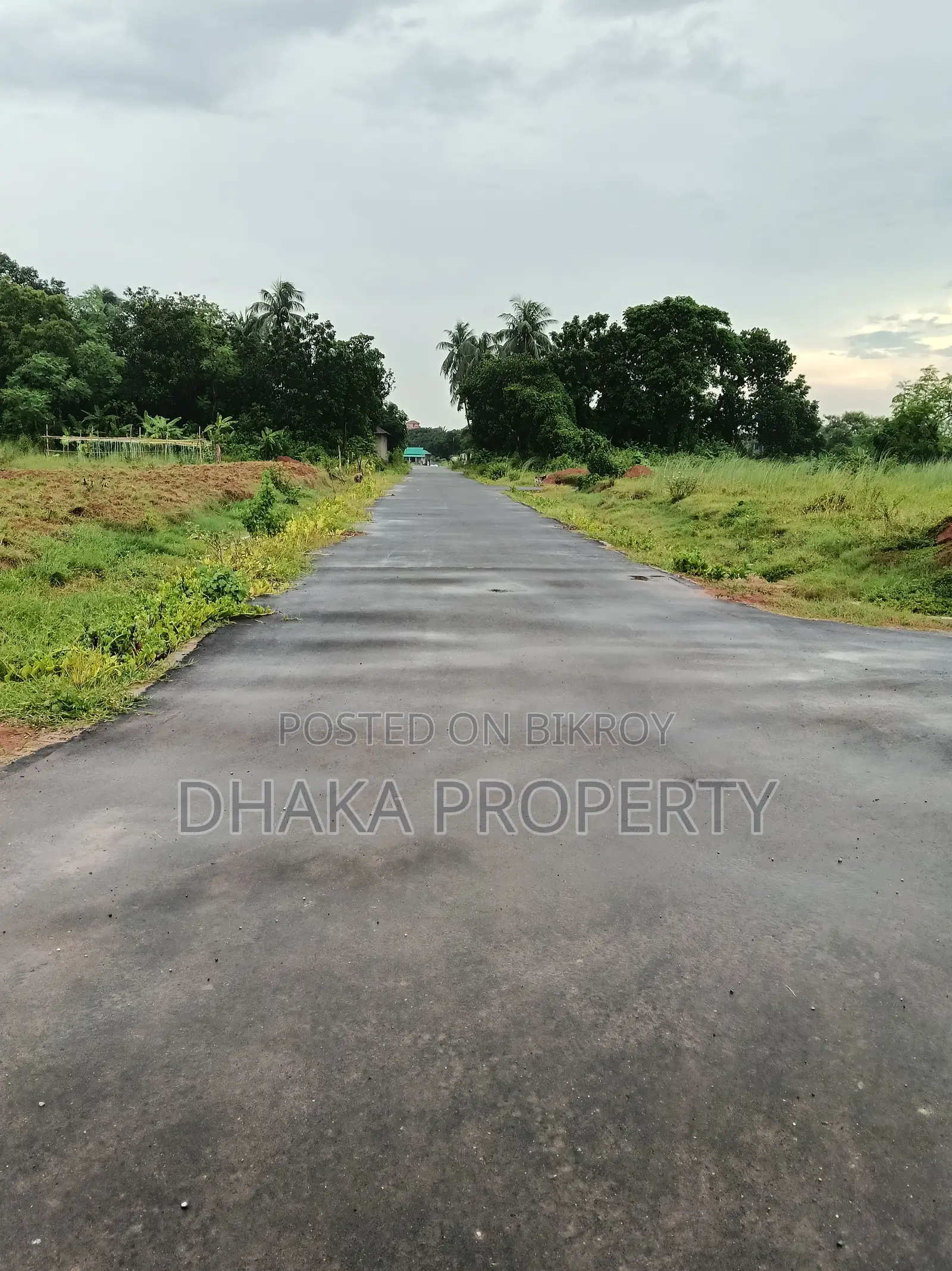 Nearby 300ft 3 Katha East at Sector- 15 in Purbachal