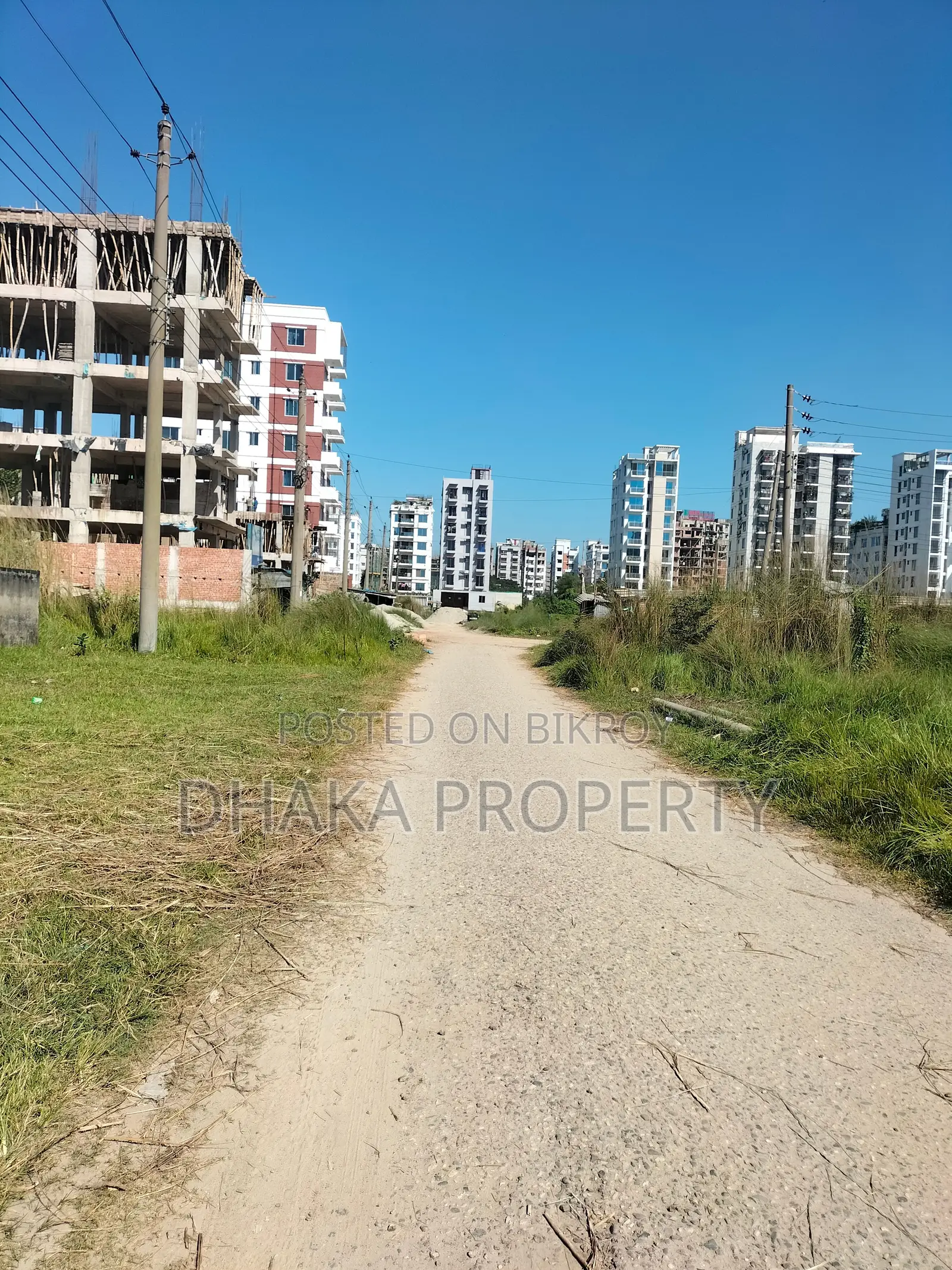 Metro Station 3 Katha East at Sector-15/C in Uttara